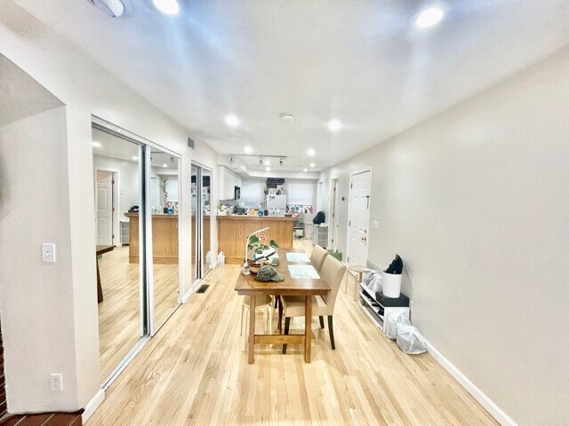 Foto del edificio - 375 Hanover St
