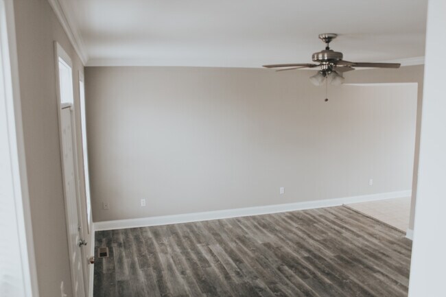 Sala de estar - 1153 Unity Dr