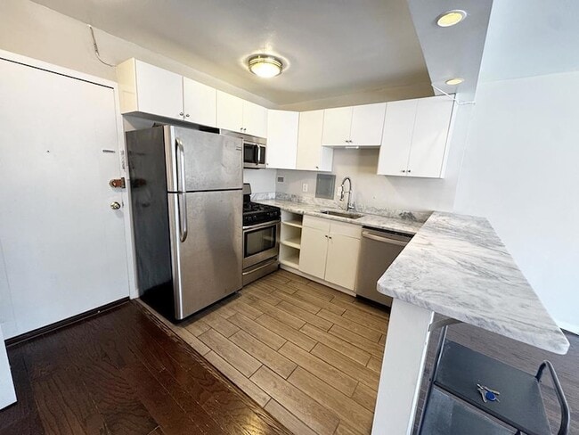 Foto del edificio - 922 24th St NW