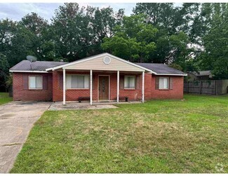 Building Photo - 4121 Yorkshire Ln