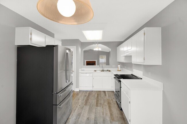 Building Photo - 1967 Esplanade St