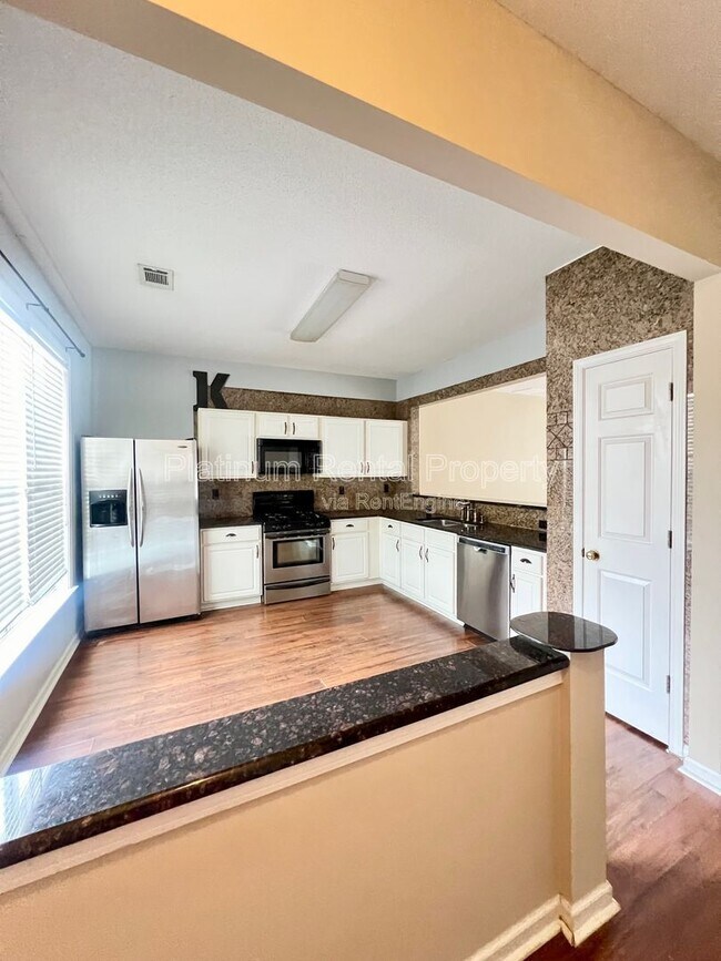 Building Photo - 5544 Reps Trce