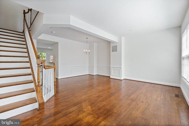 Building Photo - 8342 Broderick Cir