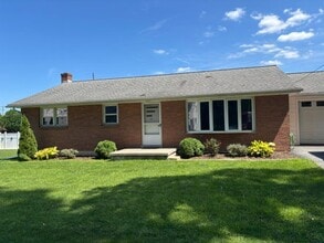 Building Photo - 34 Locust Ln