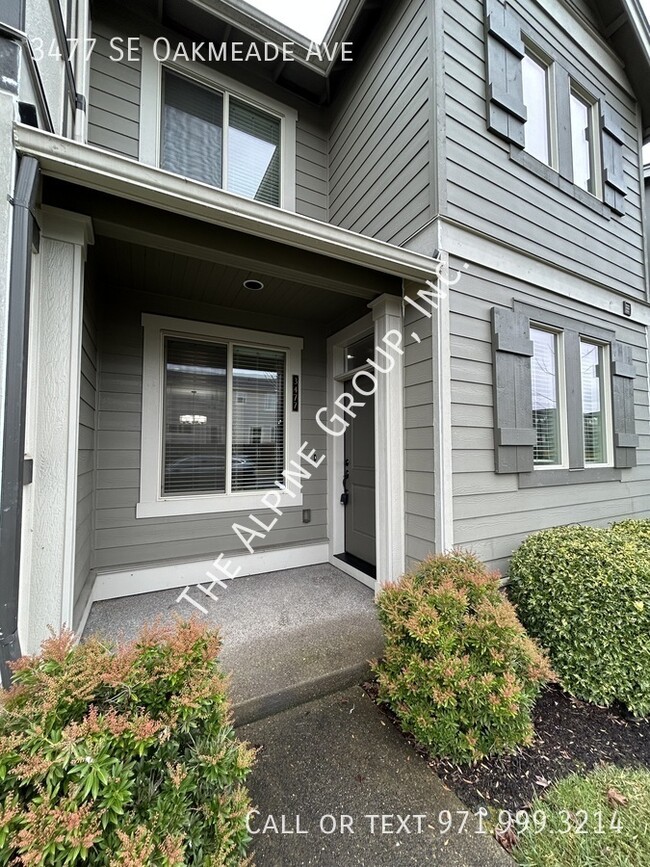 Building Photo - Newer 3 bedroom townhome in new community!