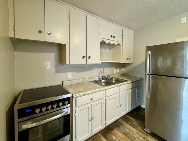 Foto del edificio - Affordable 2-Bedroom South Wichita