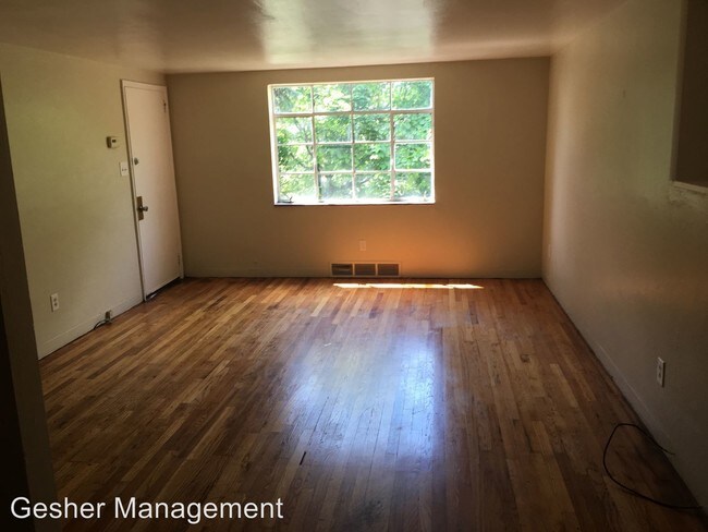 Foto del edificio - 2404 Laketon Rd