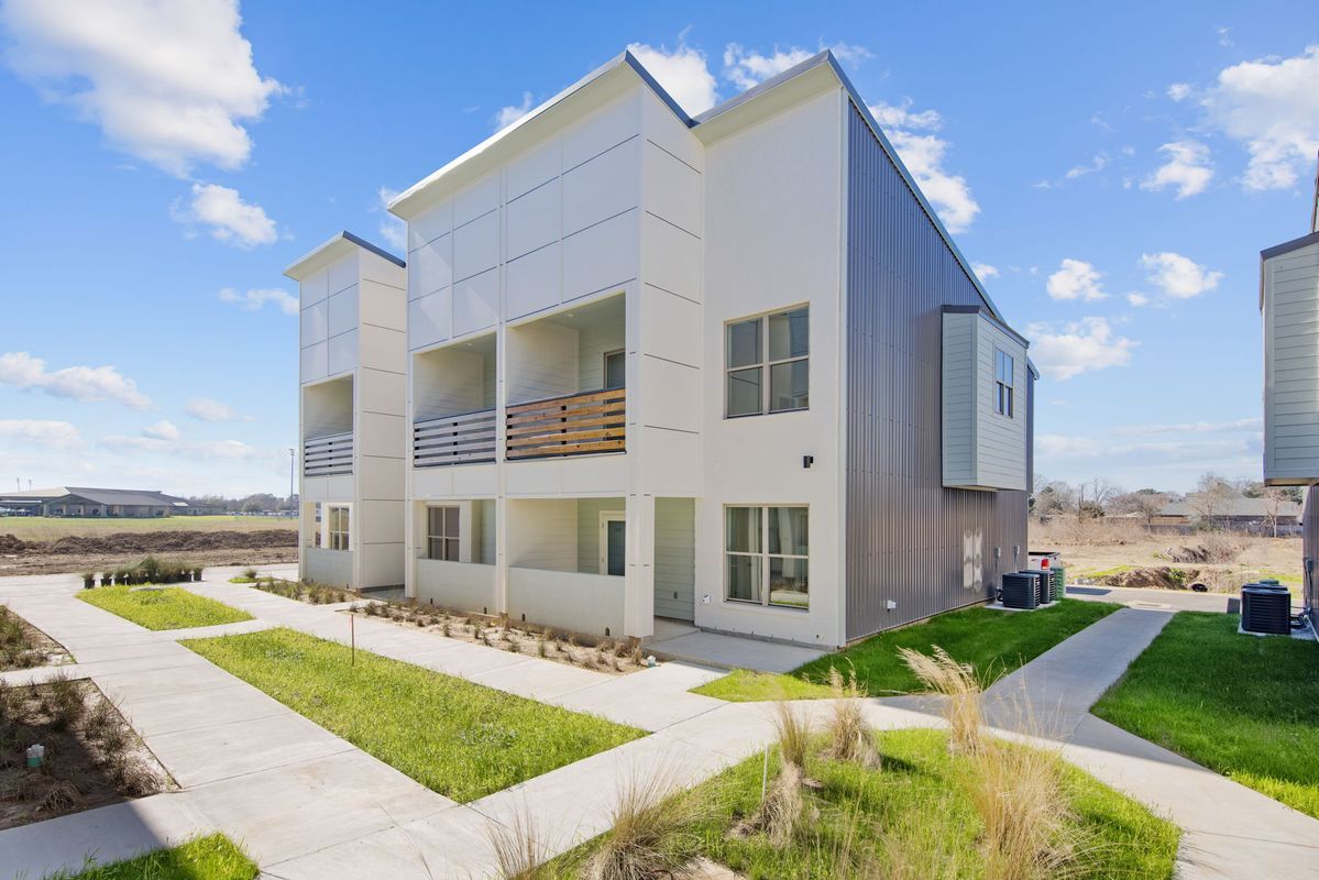 Foto principal - 104 Canvasback Dr