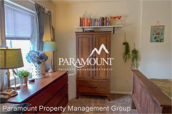 Foto del edificio - 3 br, 2 bath House - 1143 Naval Ave