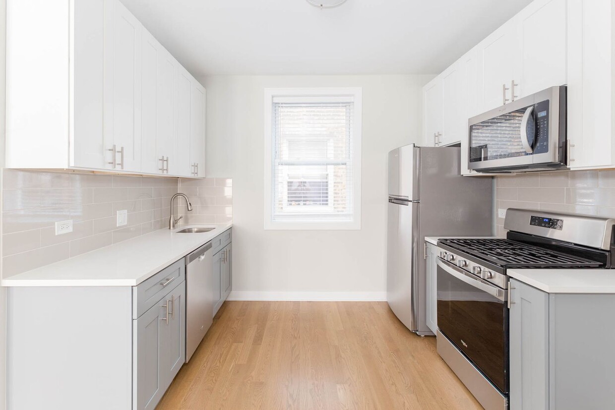 Foto principal - 4837 N Wolcott Ave