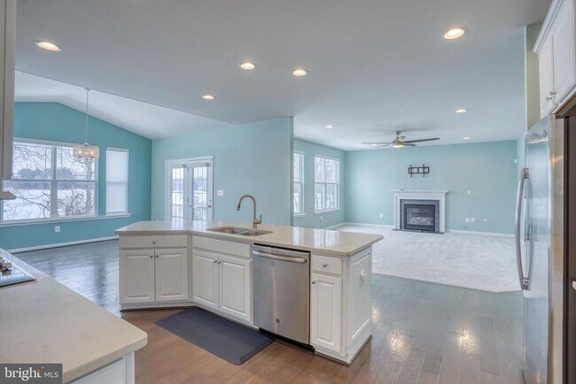 Foto del edificio - 101 Beaufort Ct