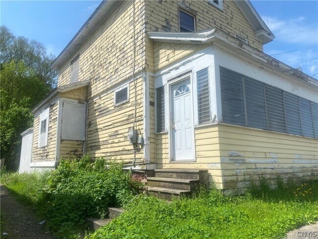 Building Photo - 362 Fulton St