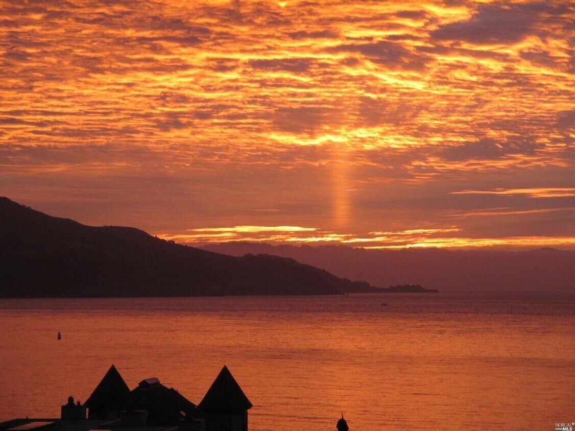 214 3rd St, Sausalito, CA 94965 Room for Rent in Sausalito, CA