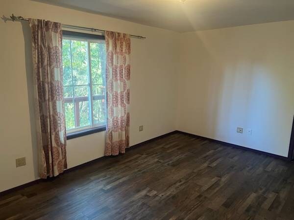 Foto principal - 18834 Rock Creek Rd