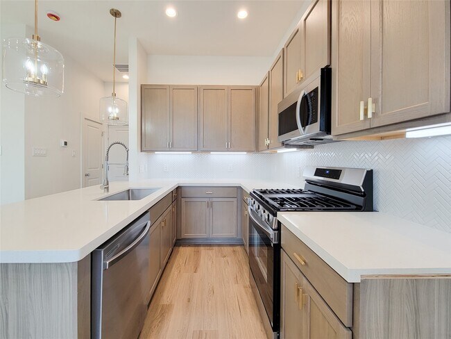 Foto del edificio - 1542 W Tidwell Rd