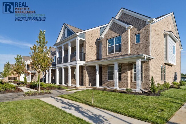 Foto del edificio - Gorgeous, BRAND new end-unit townhome across from the Avenue, 2-car garage, community pool coming...