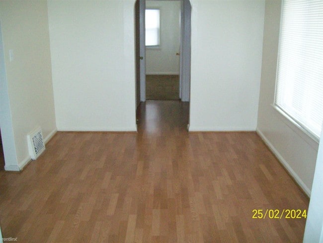 Building Photo - 4 br, 2 bath House - 1401 Knight Ave