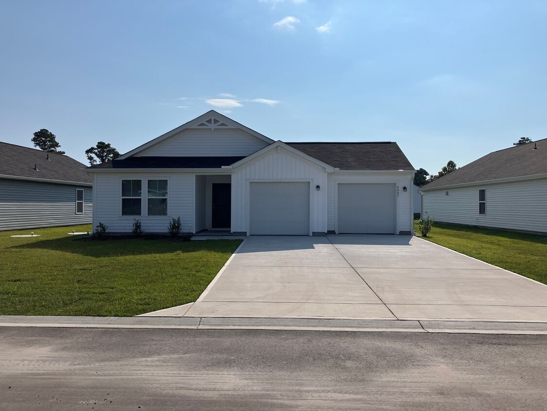 Primary Photo - 3 Bedroom 2 Bathroom House- Groves at Sout...