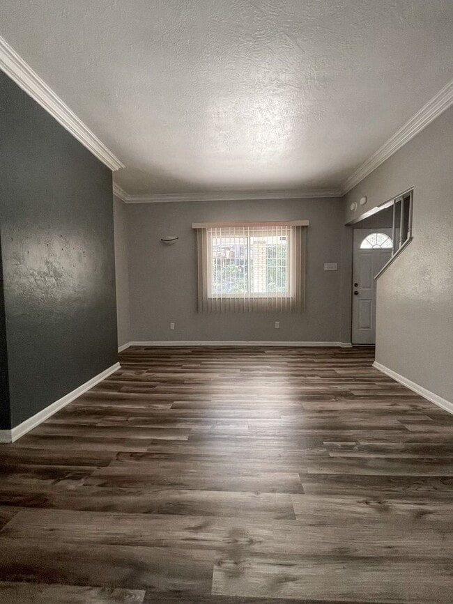 Foto del edificio - 2 Bedroom 1 bath w/laundry and yard