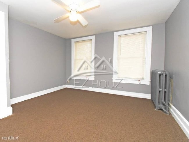 Building Photo - 2 br, 1.5 bath Apartment - 927 Bentalou St