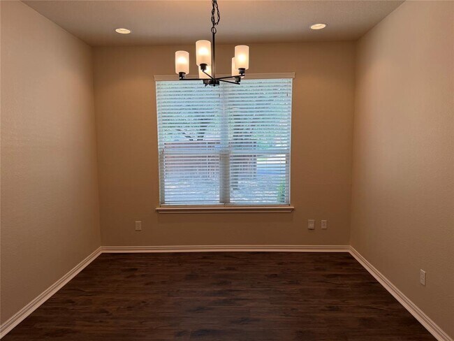 Building Photo - 3021 Grand Mission Way