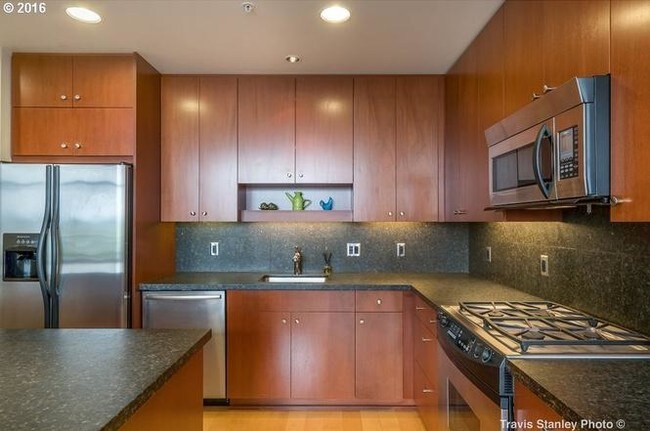 Foto del edificio - 1025 NW Couch St