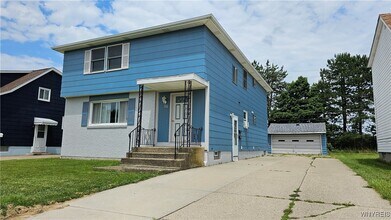 Building Photo - 26 Wells Ave