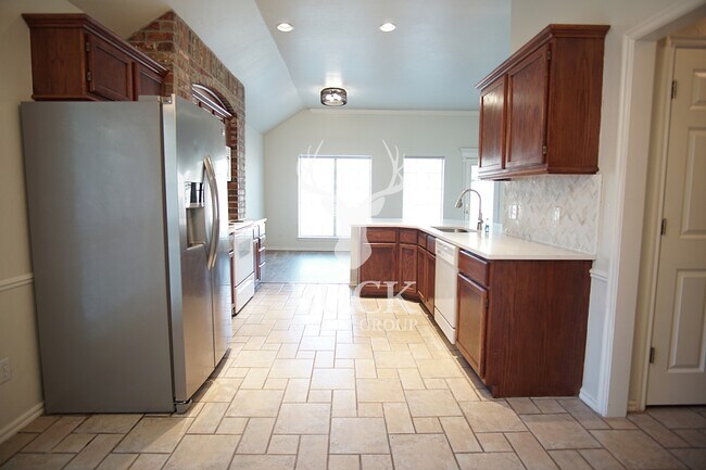 Photo - 17408 Zinc Dr (Edmond, OK) House