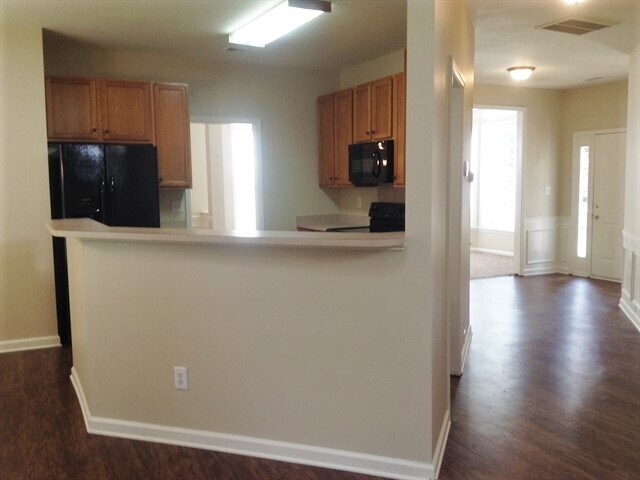 Building Photo - 11310 Glenstone Court