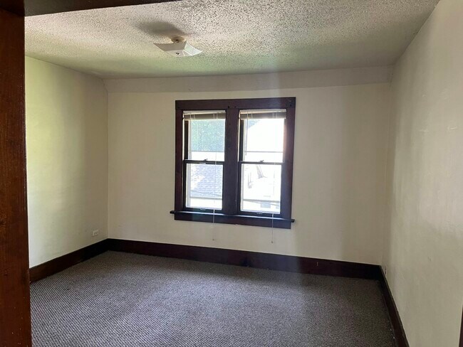 Foto del edificio - 511 S 3rd St