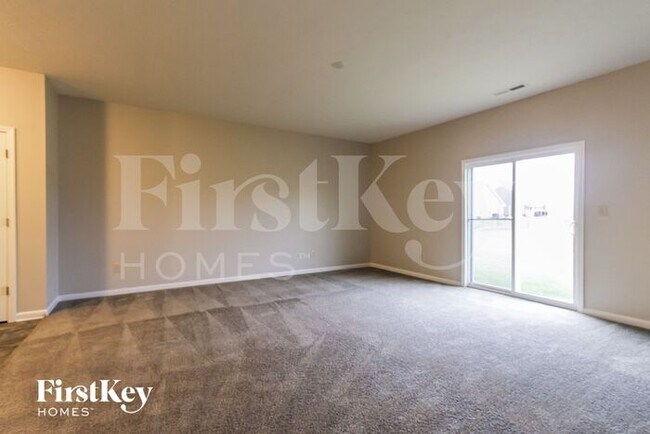 Foto del edificio - 8036 Yarmouth Way