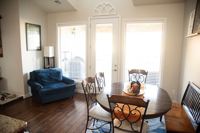 Building Photo - 2630 Tobacco Cir