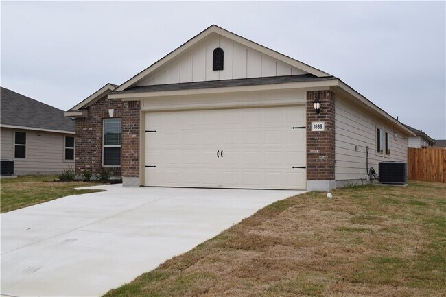 Foto del edificio - 1689 Woodlands Dr