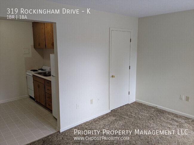 Building Photo - 319 Rockingham Dr