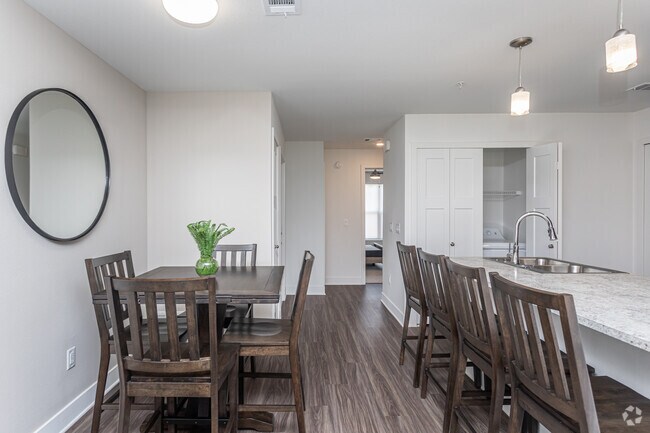 1BR, 1BA - Un dormitorio - 70 m2 - Dodson Pointe Apartment Homes