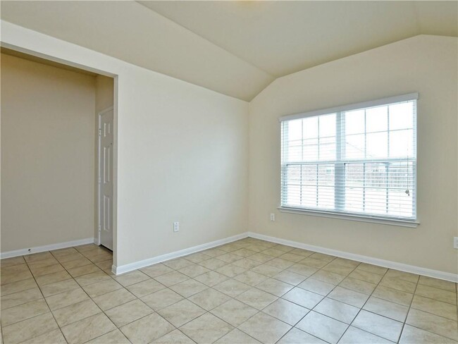 Building Photo - 13409 Brahmin Dr