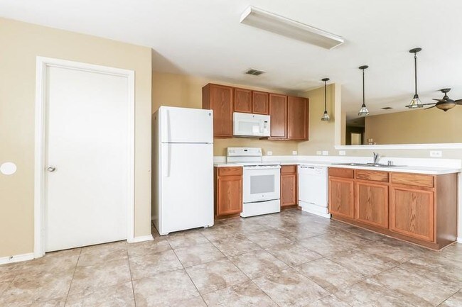 Foto del edificio - 1409 Castle Ridge Rd
