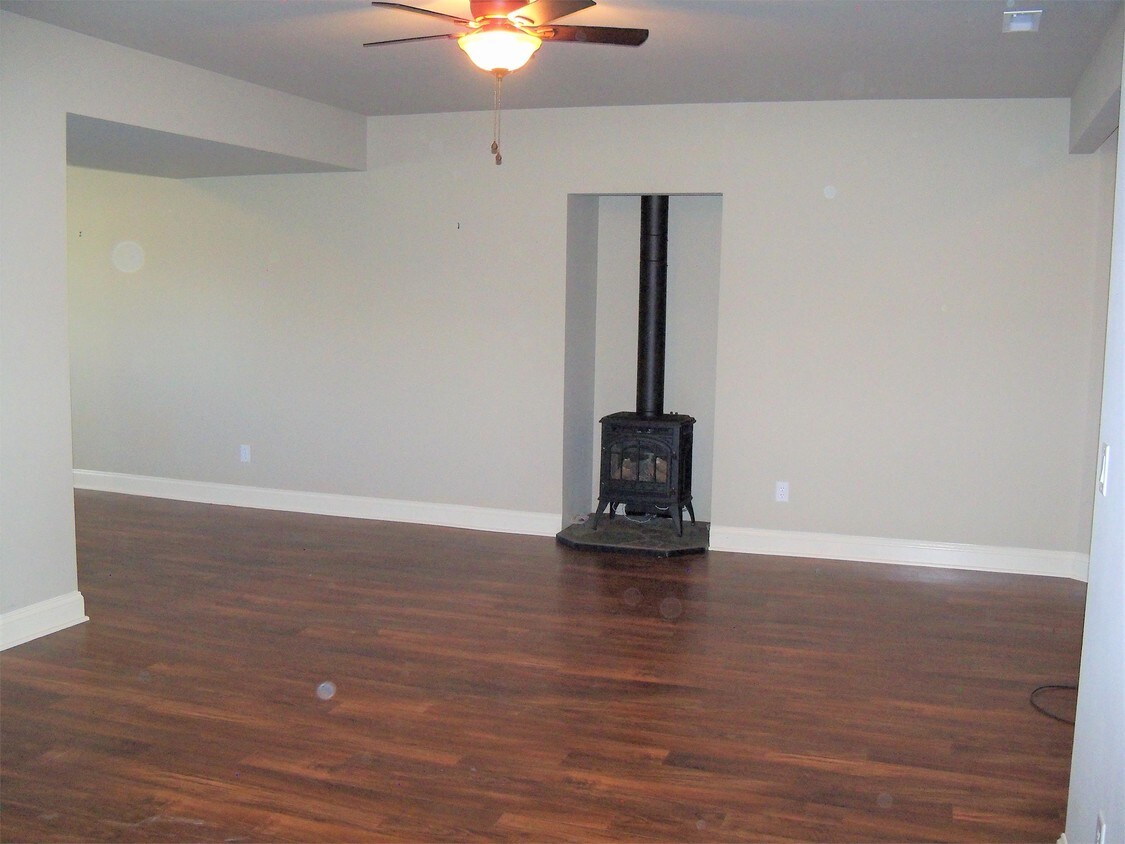 Primary Photo - 6118 Ironwood Dr