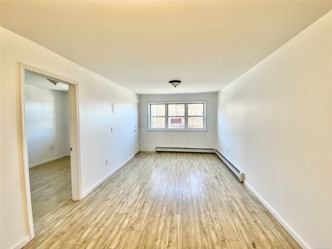 Foto del edificio - 1754 Lacombe Ave