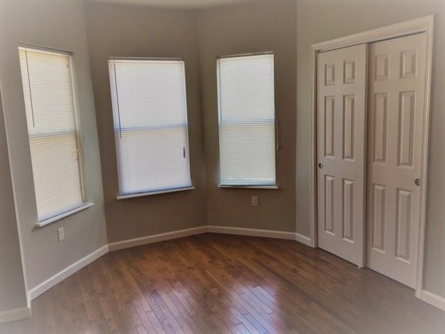 Building Photo - 5252 Delancey St