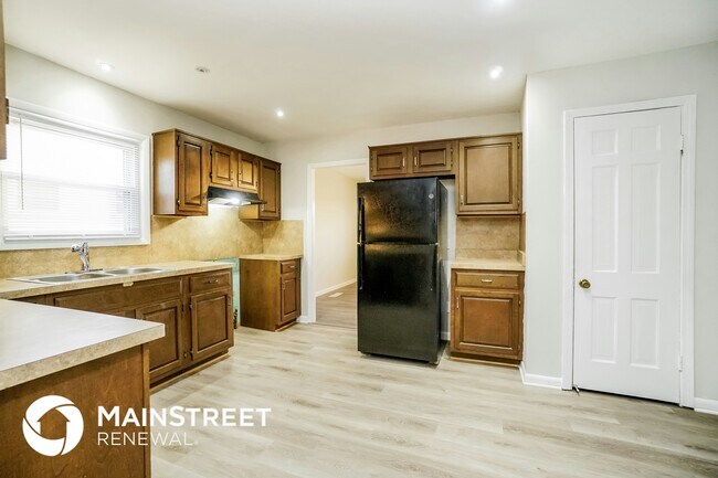 Foto del edificio - 7412 Roshon Ave