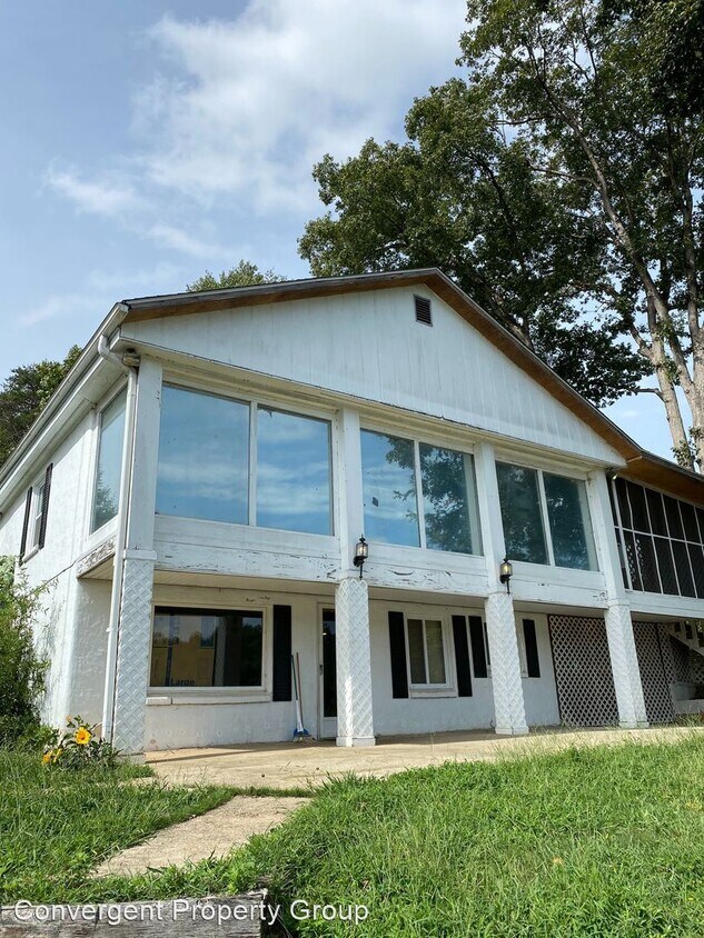 Primary Photo - 3 br, 2 bath House - 746 Pistol Club