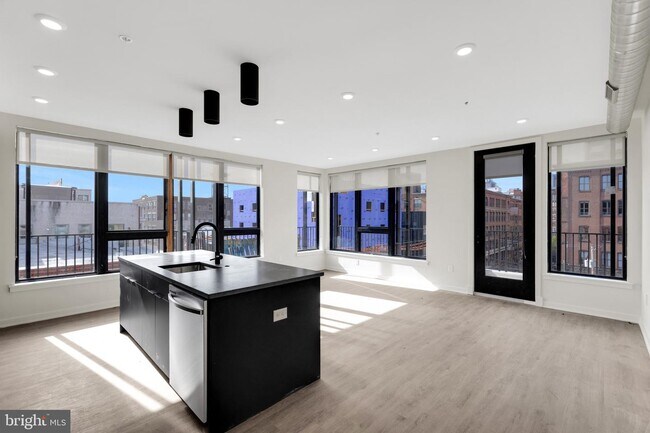 Foto del edificio - 500 N 13th St