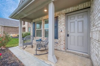 Building Photo - 724 Cedar Gate Ln