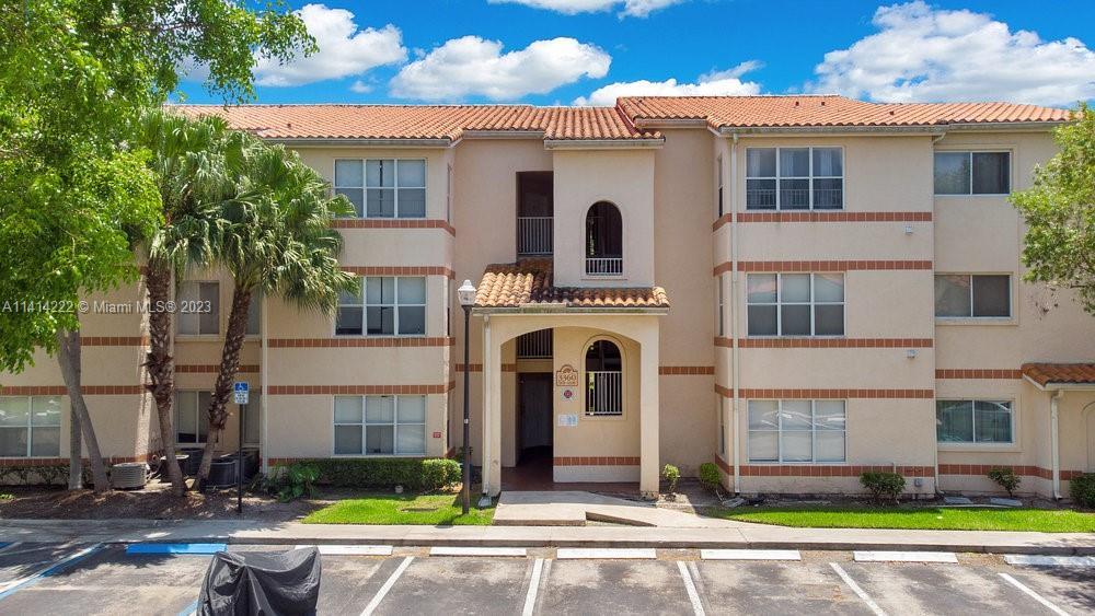 3360 Pinewalk Dr N Unit 1314, Margate, FL 33063 Condo for Rent in