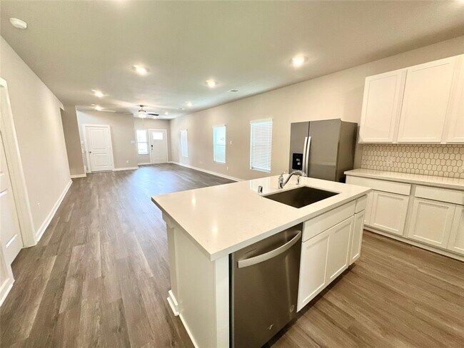 Foto del edificio - 12143 Ridge Top Dr