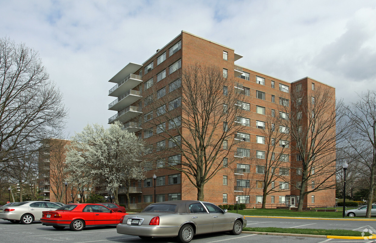 Pikesville Apts