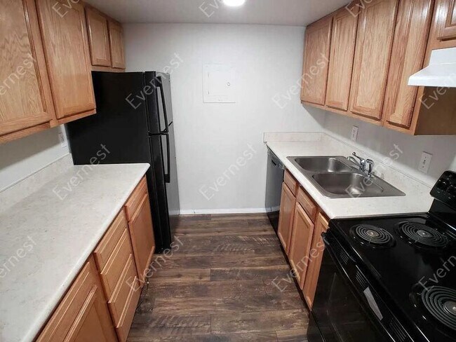 Foto del edificio - 3311 S Monaco St Pkwy
