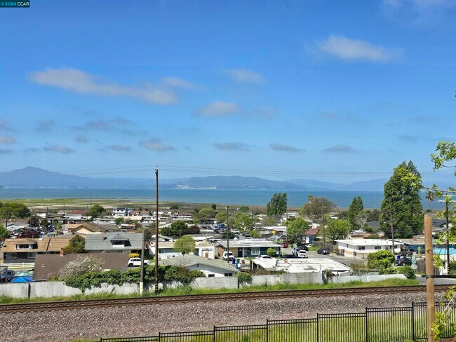 Foto del edificio - 4140 Markovich Ct