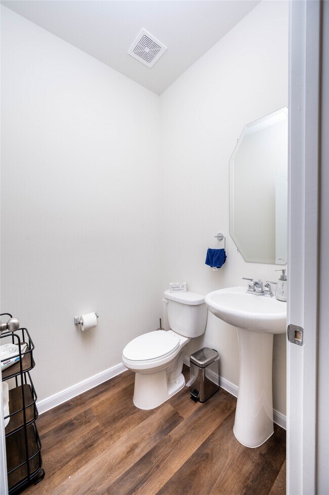 Building Photo - 11723 Armadale Dr